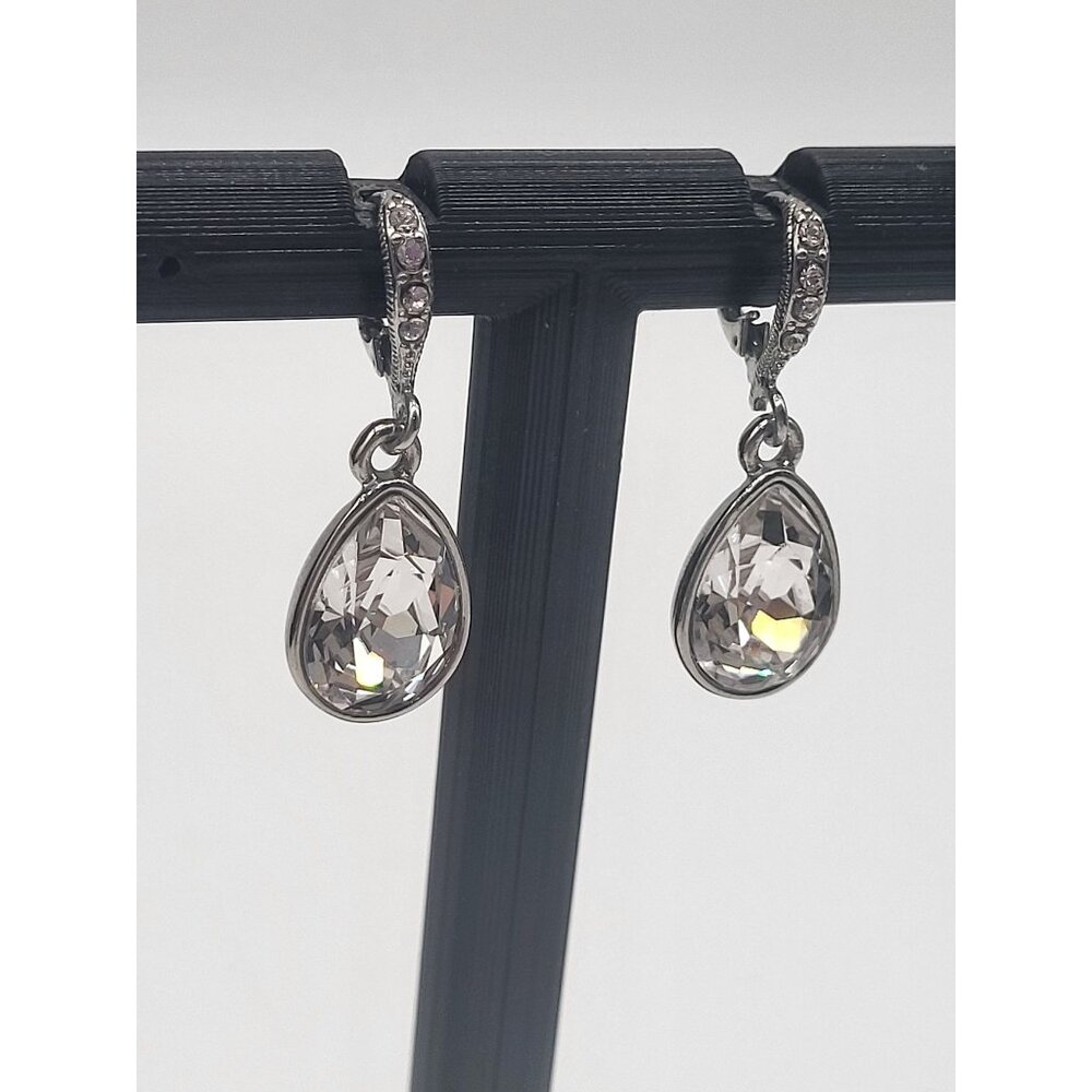 VTG Givenchy Estate Dangle Teardrop Crystal Silver Tone Clip On Earrings - Picture 1 of 6